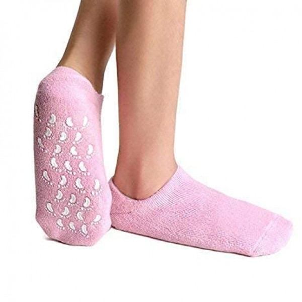 NGEL Soft Moisturizing Gel Socks, Gel Spa Socks For Repairing and Softening Dry Cracked Feet Skins, Gel Lining Infused with Essential Oils and Vitamins (Color May Vary)